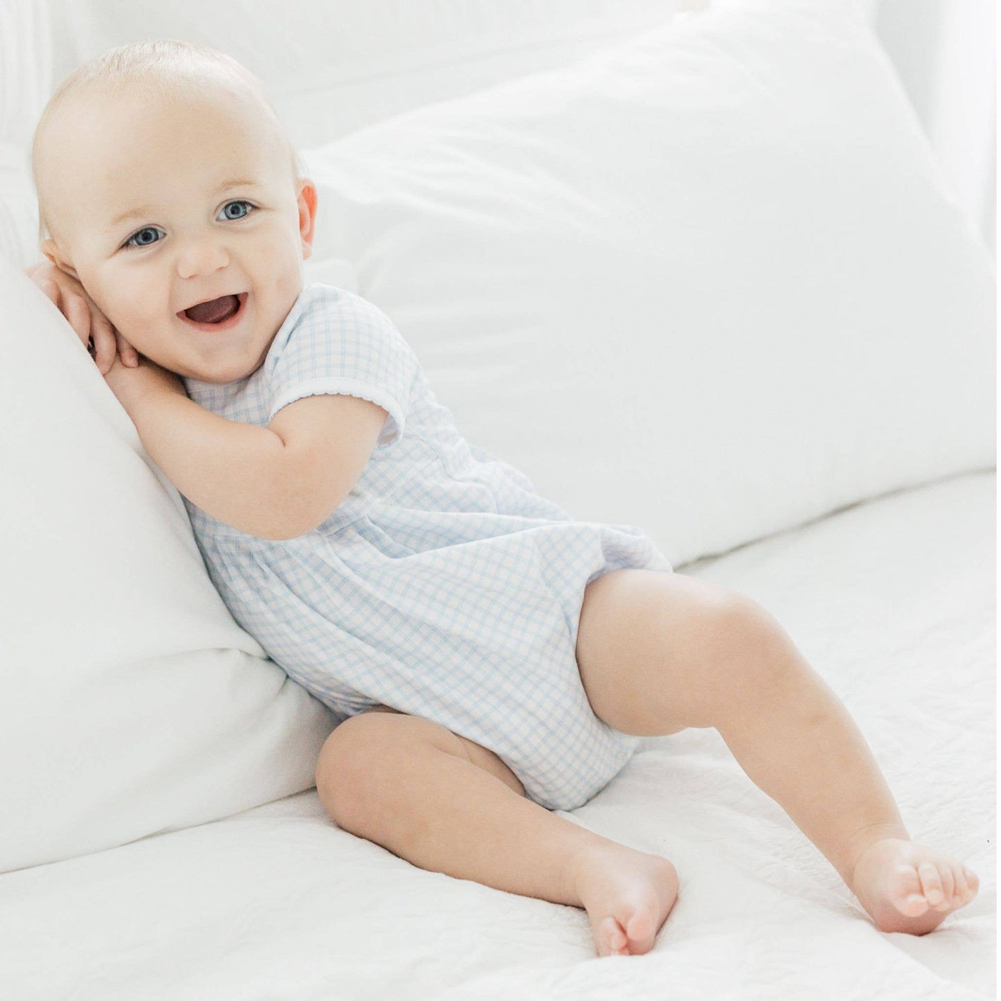 Magnolia Baby - Peek-A-Boo Wishes Bubble - Light Blue