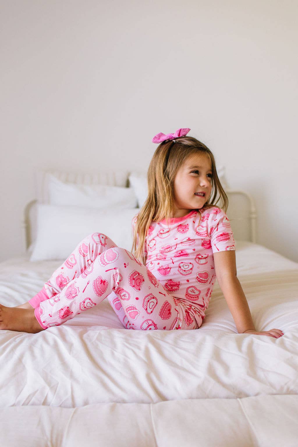 Ollie Jay - 2 piece Short Sleeve Bamboo Pajama in Eat your Heart Out