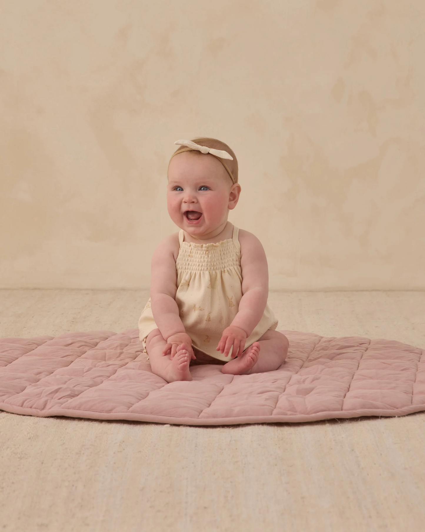 Quincy Mae - Smocked Tank and Bloomer Set Bunnies