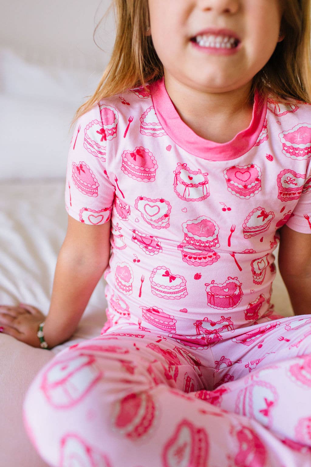 Ollie Jay - 2 piece Short Sleeve Bamboo Pajama in Eat your Heart Out