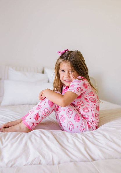 Ollie Jay - 2 piece Short Sleeve Bamboo Pajama in Eat your Heart Out