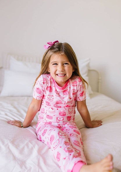 Ollie Jay - 2 piece Short Sleeve Bamboo Pajama in Eat your Heart Out