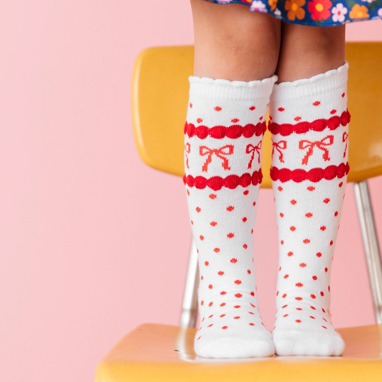 Red Bow Scalloped Knee Socks