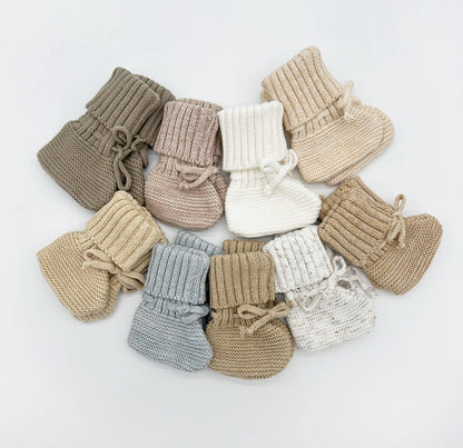 OLIVE & CRADLE - Garter Booties